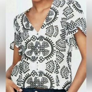 𝅺ZARA Woman White Black Floral Eyelet Button Front Puff Sleeve Top M Cottagecore